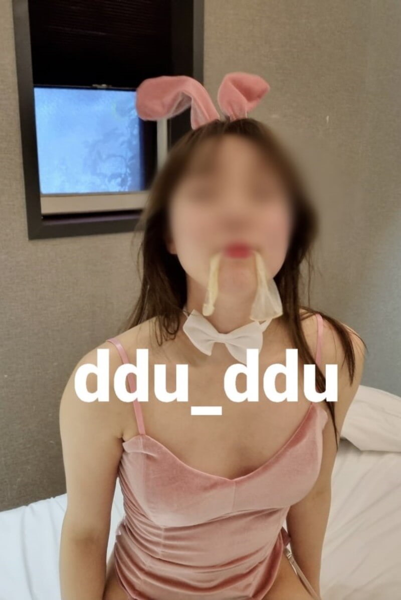 韩国绿帽淫妻网红 ddu_ddu（DDU_DDU）【31P+25V】